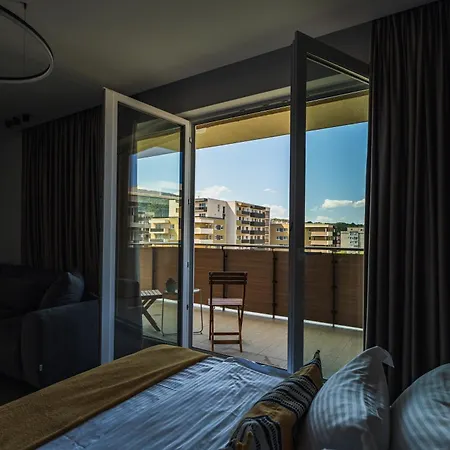 Ch Urban Plaza Apartament *