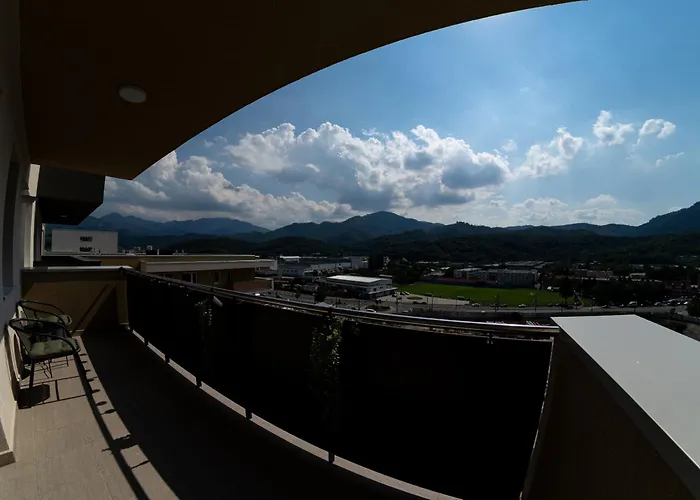 Ch Urban Plaza Apartment