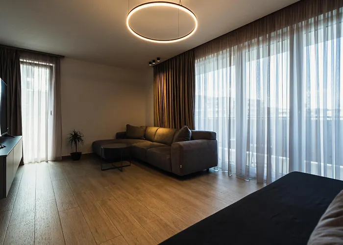 Apartment Ch Urban Plaza Brasov