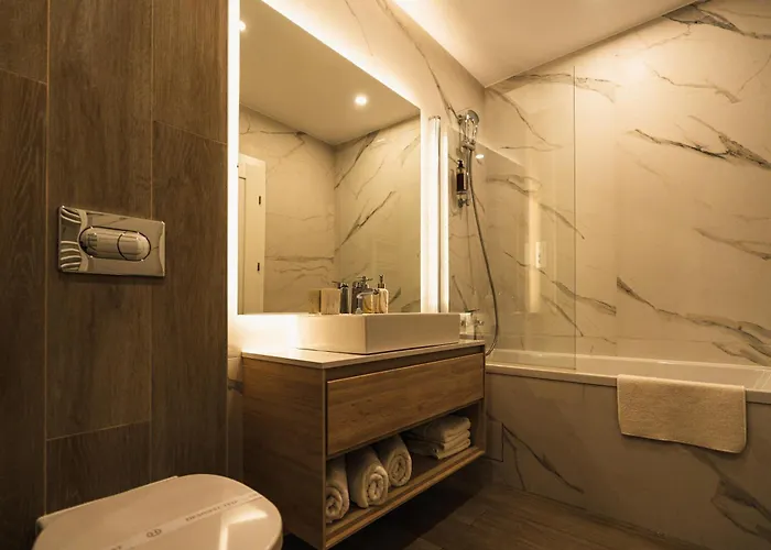 Ch Urban Plaza Apartment