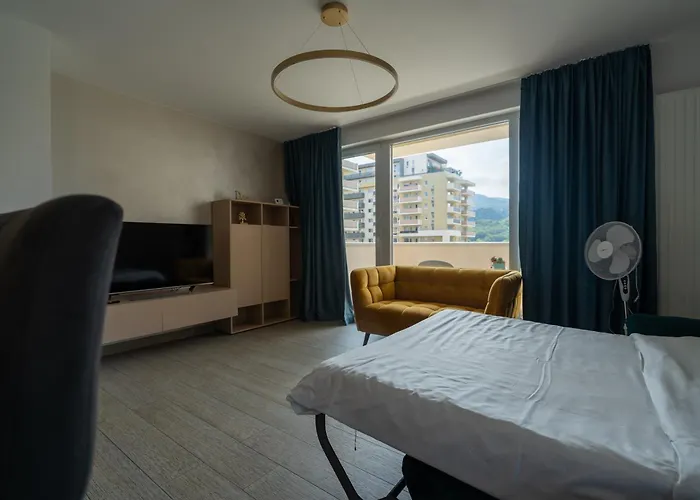 Ch Urban Plaza Apartment