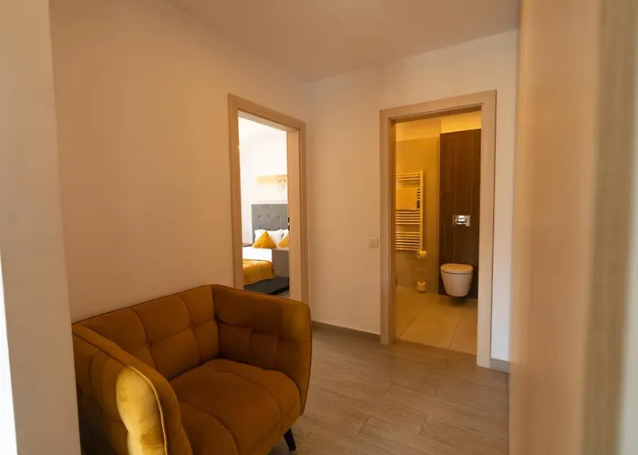 Ch Urban Plaza Apartment